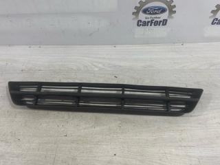 Решетка в бампер центральная Ford Focus 1 (98-05) 2003