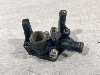 Фланец системы охлаждения (тройник) Ford Focus 2 (08-11) 2010 контрактная Фланец системы охлаждения (тройник) Ford Focus 2 (08-11) 2010