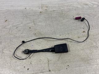 Фото запчасти ответная часть ремня безопасности передний правый Ford Fiesta (08-12) 2010 контрактная запчасть Запчасть ответная часть ремня безопасности передний правый Ford Fiesta (08-12) 2010