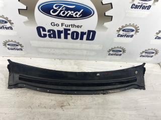 Решетка стеклоочистителя (жабо) Ford Focus 2 2009