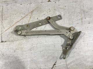 Петля крышки багажника правая Ford FOCUS 1 USA (98-05) 2003