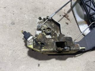 Замок двери передней правой Ford FOCUS 1 USA (98-05) 2002