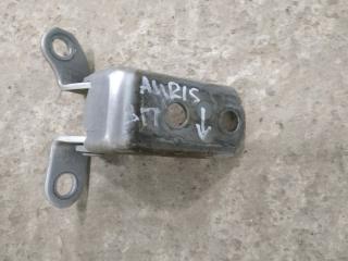 Запчасть петля двери задняя правая Toyota Auris 2007