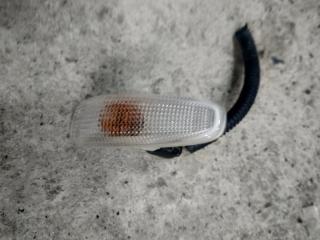 Фото запчасти поворотник в крыле передний Mitsubishi контрактная запчасть Запчасть поворотник в крыле передний Mitsubishi