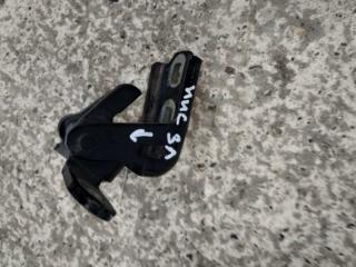 Фото запчасти петля двери задняя левая Opel Insignia 2012 контрактная запчасть Запчасть петля двери задняя левая Opel Insignia 2012