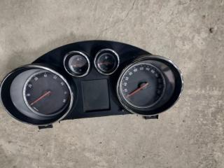 Панель приборов Opel Insignia 2012