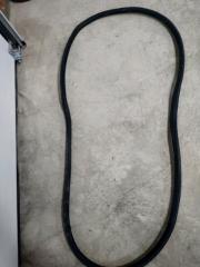 Фото запчасти уплотнительная резинка Opel Insignia 2012 контрактная запчасть Запчасть уплотнительная резинка Opel Insignia 2012