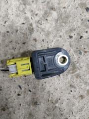Запчасть датчик удара Toyota Camry 2006
