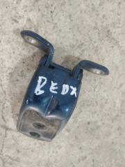 Запчасть петля двери передняя правая Nissan Teana 2010