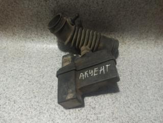 Запчасть патрубок воздушного фильтра Hyundai Accent