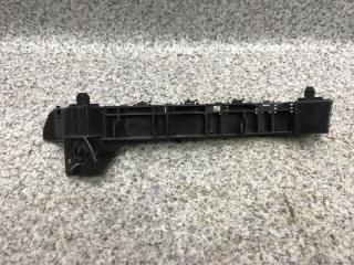 Запчасть кронштейн бампера передний правый Subaru Forester 2007