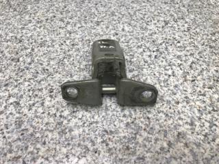 Фото запчасти петля двери передняя левая Mitsubishi Outlander XL 2007 Б/У запчасть Запчасть петля двери передняя левая Mitsubishi Outlander XL 2007