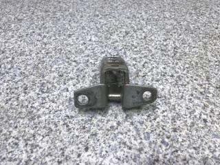 Фото запчасти петля двери передняя левая Mitsubishi Outlander XL 2007 Б/У запчасть Запчасть петля двери передняя левая Mitsubishi Outlander XL 2007