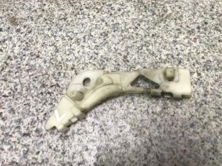 Фото запчасти кронштейн бампера передний левый Mazda 6 2006 Б/У запчасть Запчасть кронштейн бампера передний левый Mazda 6 2006