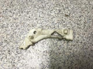 Фото запчасти кронштейн бампера передний левый Mazda 6 2006 Б/У запчасть Запчасть кронштейн бампера передний левый Mazda 6 2006