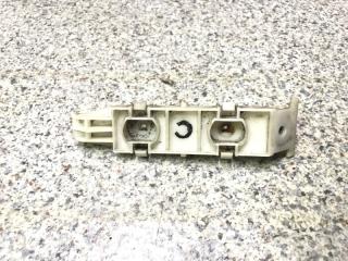 Фото запчасти кронштейн бампера передний правый Suzuki Grand Vitara 2007 Б/У запчасть Запчасть кронштейн бампера передний правый Suzuki Grand Vitara 2007