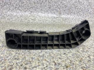 Запчасть кронштейн бампера передний правый Toyota Camry 2007