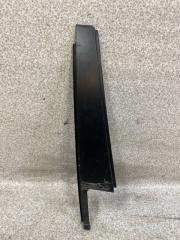 Запчасть накладка на стойку двери задняя правая BMW 7