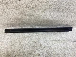 Запчасть бархотка двери задняя правая BMW 7