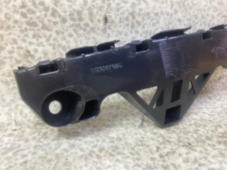 Кронштейн бампера передний левый 3 2011 BL