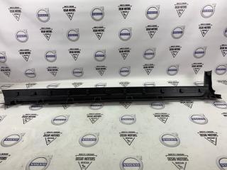 Накладка порога правая Kuga