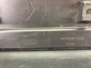 Накладка порога правая Kuga