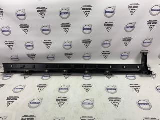 Накладка порога правая Kuga