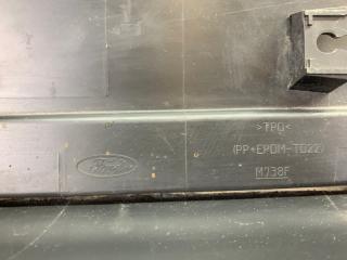 Накладка порога правая Kuga