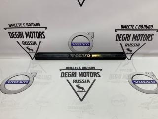 Накладка порога передняя Volvo XC70 2007