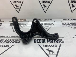 Запчасть кронштейн угловой передачи Volvo XC90 2010