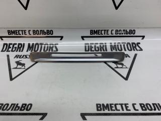 Запчасть накладка Volvo XC60 2011