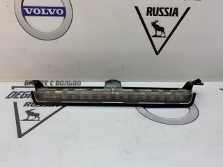 Запчасть стоп-сигнал передний Volvo XC70 2006