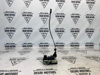 Замок двери передний правый Volvo S60 2005