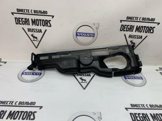 Запчасть дефлектор радиатора передний левый Volvo V60 2013