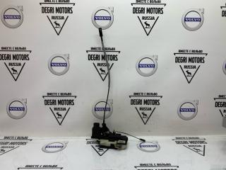 Замок двери задний левый Volvo V70 2005