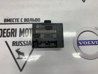 Запчасть блок управления двери задний Audi A4 2010