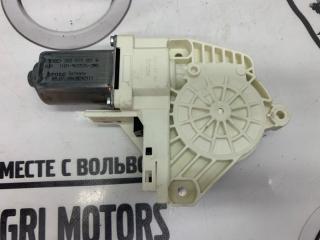 Мотор стеклоподъемника передний левый A4 2010 8K CDNC Мотор стеклоподъемника передний левый A4 2010 8K CDNC