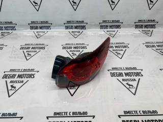 Запчасть фонарь задний правый Mazda