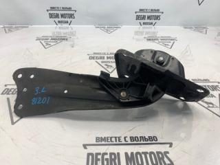 Запчасть рычаг подвески задний левый Volkswagen Touran 2013