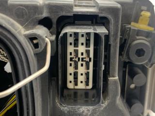 Фара ксеноновая передняя левая V50 2010 B4204S3