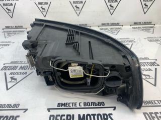 Фара ксеноновая передняя левая V50 2010 B4204S3