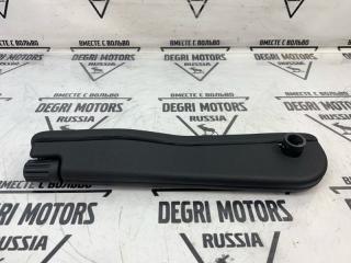 Подлокотник передний левый Range Rover 2005 L322 M62 B44 4.4 V8