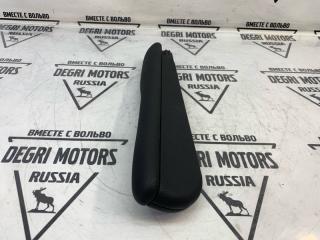 Подлокотник передний левый Range Rover 2005 L322 M62 B44 4.4 V8