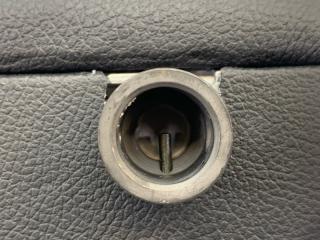 Подлокотник передний левый Range Rover 2005 L322 M62 B44 4.4 V8