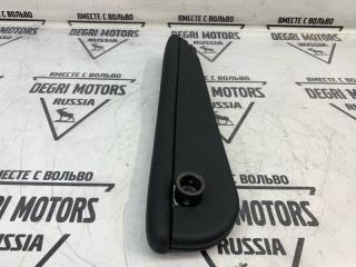 Подлокотник передний правый Range Rover 2005 L322 M62 B44 4.4 V8