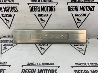 Фото запчасти накладка порога задняя левая Jaguar XJ 2011 контрактная запчасть Запчасть накладка порога задняя левая Jaguar XJ 2011
