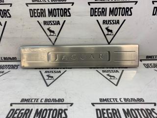 Фото запчасти накладка порога задняя правая Jaguar XJ 2011 контрактная запчасть Запчасть накладка порога задняя правая Jaguar XJ 2011