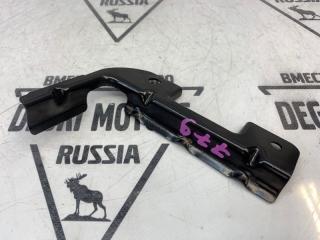 Запчасть кронштейн аккумулятора Geely Emgrand 2023