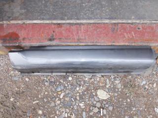 Запчасть накладка на порог задняя правая Kia Sorento 2006