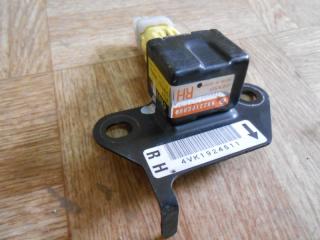 Запчасть датчик srs правый Subaru Forester